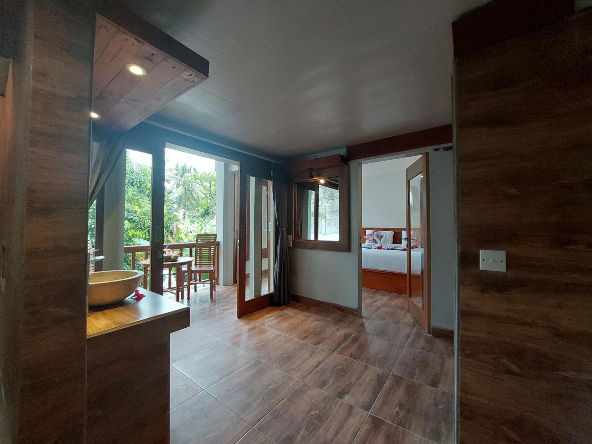 Prema Shiva Suites And Villas By Eps อูบุด ภายนอก รูปภาพ